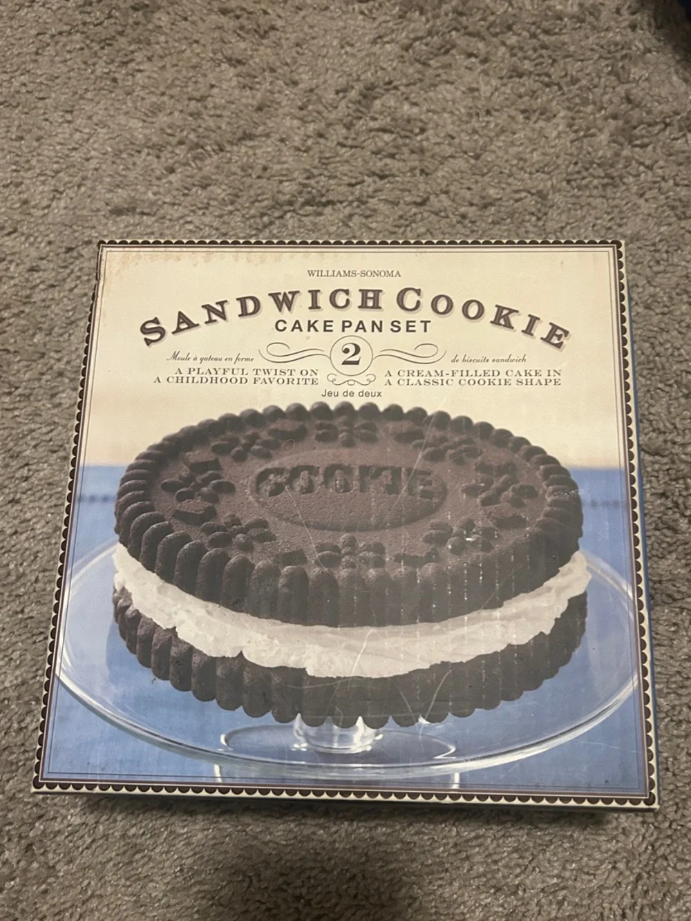 Williams-Sonoma Chicago Metallic 9x9” ‘Cookie’ Sandwich Cake Set of 2